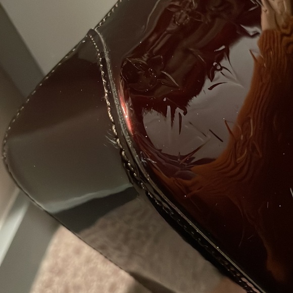 Authentic vintage Louis Vuitton Houston tote bag in dark red vernis - Picture 10 of 16